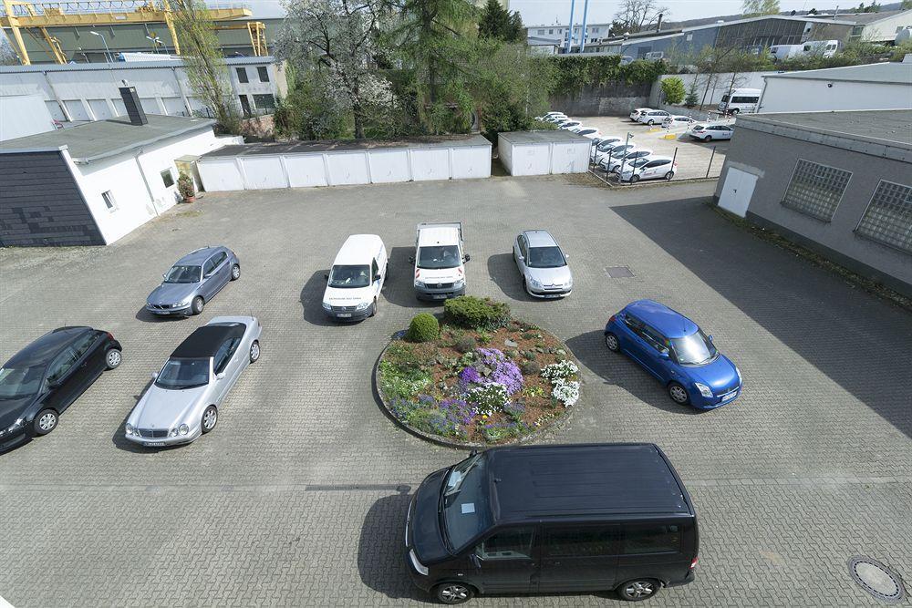 G & L Hotel Dortmund Bagian luar foto