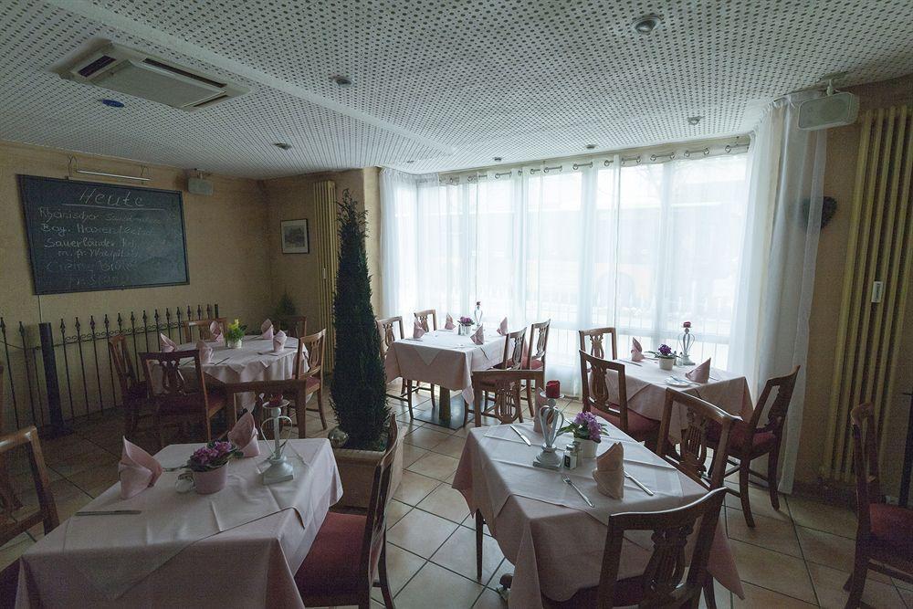 G & L Hotel Dortmund Bagian luar foto